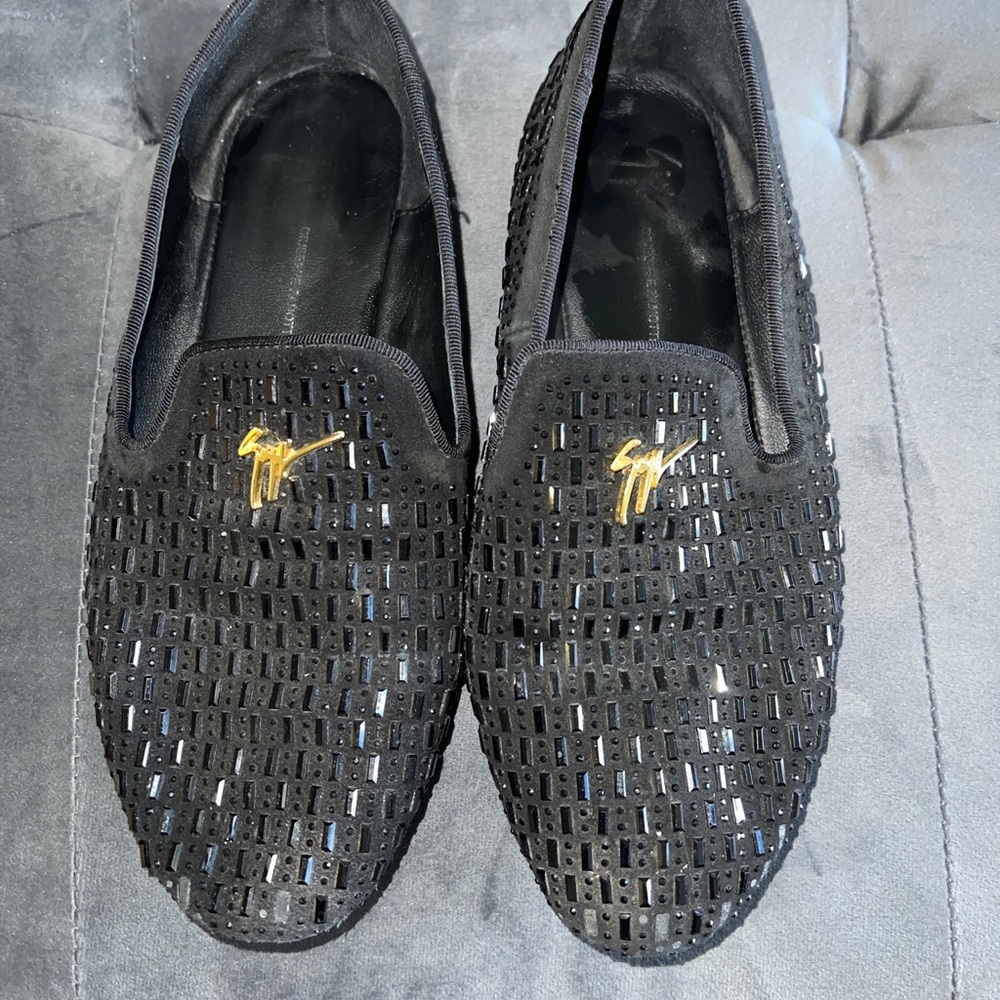 GIUSEPPE ZANOTTI Signature velvet crystal flats